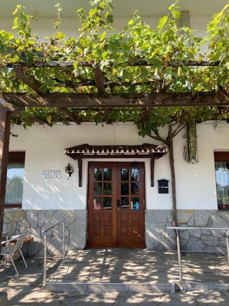 Atxispe Etxea Casa Rural Laukiz Exterior foto